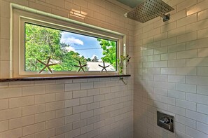 Apartment (0 Bedroom) | Interior - Tropical Studio: 1/4 Mi to Public Beach Access! (Santa Rosa Beach)