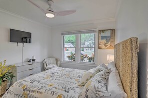 House (3 Bedrooms) | 3 bedrooms, iron/ironing board, free cribs/infant beds, bed sheets