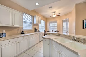 House (5 Bedrooms) | Interior - Davenport Home 8 Mi to Theme Parks! (Davenport)
