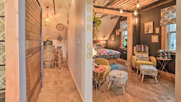 Apartment (1 Bedroom) | Interior