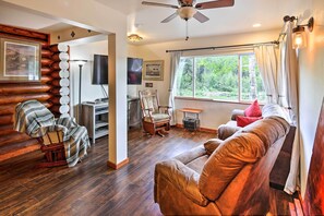 Interior - 'lodge 88' - Steps to Weiner Lake w/ Dock & Boat! (Sutton)