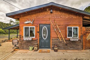 House (3 Bedrooms) | Interior - 'lodge 88' - Steps to Weiner Lake w/ Dock & Boat! (Sutton)