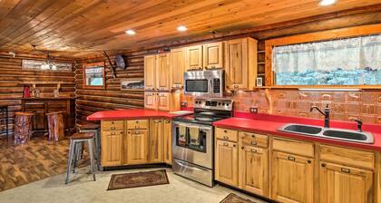 'lodge 88' - Steps to Weiner Lake w/ Dock & Boat!