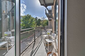 Apartment (2 Bedrooms) | Interior - Urban Escape in Sola w/ Private Patio! (Austin)