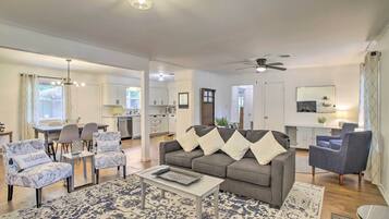 House (3 Bedrooms) | Front of property