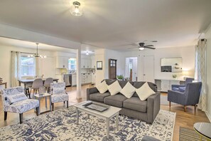 House (3 Bedrooms) | Front of property