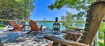 Lakefront Brownwood Home w/ Private Boat Dock