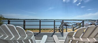 Modern Cedar Creek Lake Retreat w/ Panoramic View!