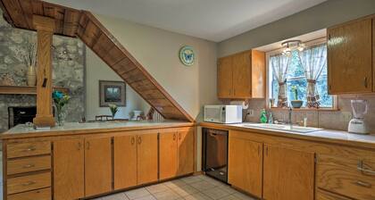 Dripping Springs Home w/ Deck, Near Wedding Venue