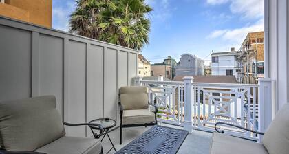San Diego Home - Walk to Sail Bay & Mission Beach!