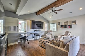 Interior - San Diego Home - Walk to Sail Bay & Mission Beach! (San Diego)