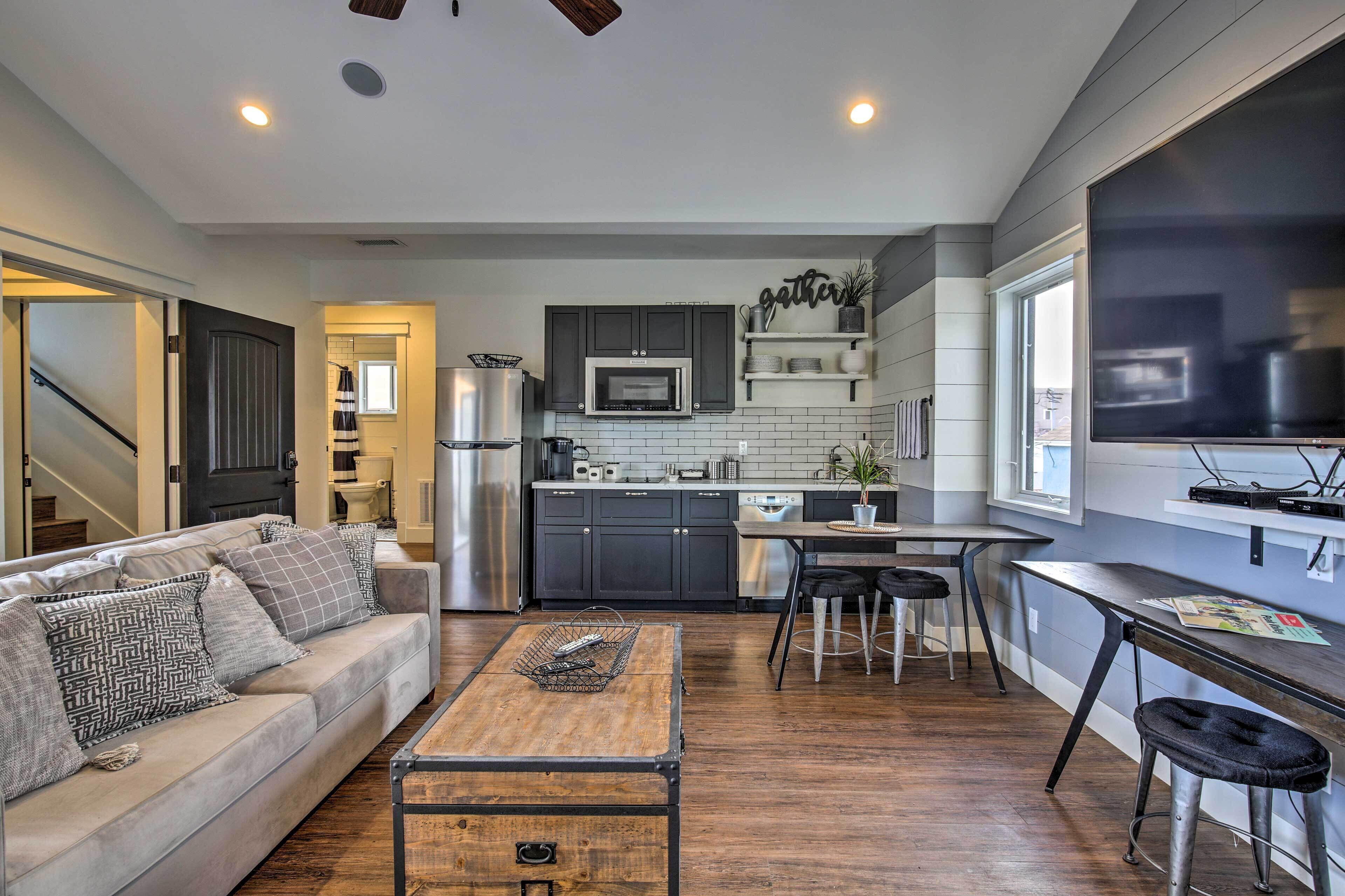 House (4 Bedrooms) | Interior