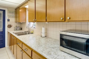 House (3 Bedrooms) | Interior - Merritt Island Home w/ Patio, 10 Mi to Cocoa Beach (Merritt Island)