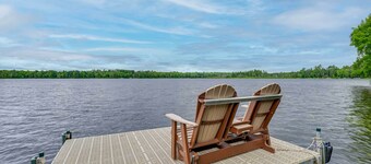 Private Dock + Screened Porch: Echo Lake Cabin