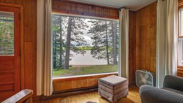 House (2 Bedrooms) | Front of property