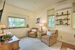 Cottage (1 Bedroom) | Interior - Rancho Santa Fe Casita - Gate Guarded Community! (Escondido)
