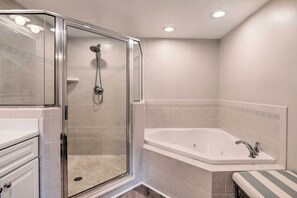 Huoneisto (3 Bedrooms) | Sisätilat