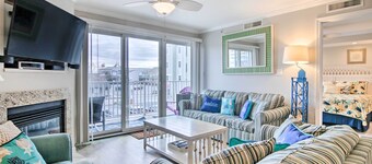 Ocean City Condo: Spacious Balcony, Walk to Beach!