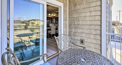 Dtwn Ludington Condo: Balcony, Walk To Beach!