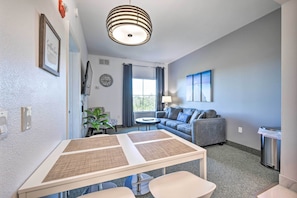 Interior - Orlando Family Condo ~ 9 Mi to Magic Kingdom! (Orlando)