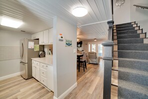 Interior - PCB Townhome: Walk to Beaches, Resort Amenities! (Panama City Beach)