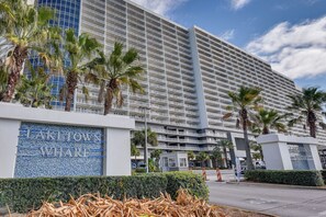 Apartment (2 Bedrooms) | Interior - 'ocean Oasis': PCB Condo w/ Balcony & Beach Views! (Panama City Beach)