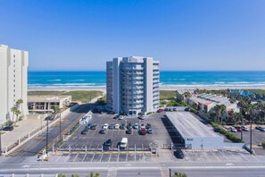 Apartment (2 Bedrooms) | Interior - Sunny Oceanfront Condo on South Padre Island Beach (South Padre Island)