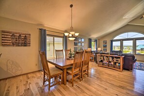 Interior - Pagosa Springs Home w/ Deck & Grill, Walk to Town! (Pagosa Springs)