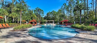 Near Golf & Shopping: Davenport Home w/ Yard