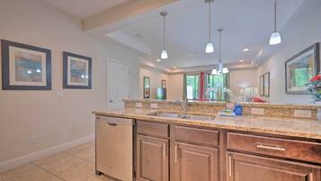 อพาร์ทเมนท์ (3 Bedrooms) | ภายใน