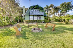 Rumah (3 Bedrooms) | Bagian depan properti