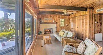 Lakefront Home w/ Game Room, Kayaks, & Fire Pit