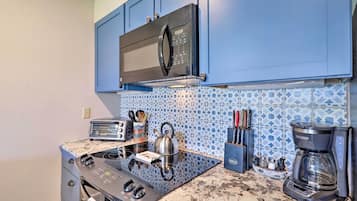 Apartment (1 Bedroom) | Interior