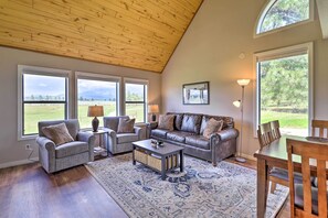 Apartment (1 Bedroom) | Interior - Peaceful Pagosa Springs Escape ~ 2 Mi to Lake (Pagosa Springs)