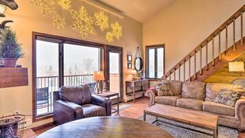 Apartment (0 Bedroom) | Interior