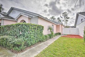 House (3 Bedrooms) | Interior - 7 Mi to Wdw: Indian Ridge Home w/ Pool Access! (Kissimmee)