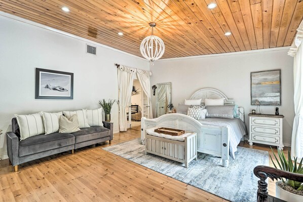 House (4 Bedrooms) | Interior - Elegant Miami Home w/ Private Tropical Oasis! (Miami)