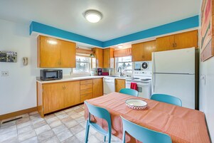 Cottage (3 Bedrooms) | Interior