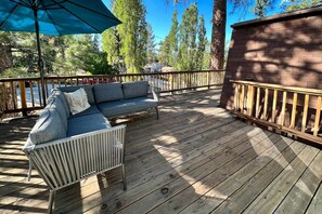 Interior - Pet-friendly Cottage, Walk From Big Bear Village! (Big Bear Lake)