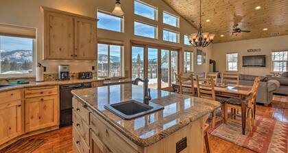 Mountain-view Deck: South Lake Tahoe Retreat!