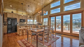 House (3 Bedrooms) | Front of property