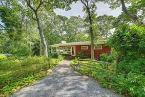 House (3 Bedrooms) | Interior - Walk to Beach: Long Island Wine Country Home! (Cutchogue)