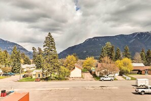 Apartment (2 Bedrooms) | Interior - Cozy Columbia Falls Condo w/ Private Balcony! (Columbia Falls)