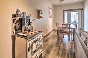 Apartment (2 Bedrooms) | Interior - Cozy Columbia Falls Condo w/ Private Balcony! (Columbia Falls)