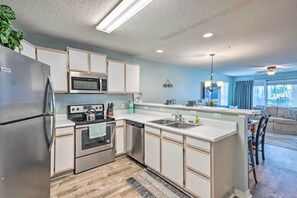 Apartment (2 Bedrooms) | Interior - Charming Miramar Beach Condo w/ Resort Perks! (Miramar Beach)