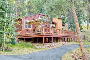 House (3 Bedrooms) | Interior - 330760: Home w/ Hot Tub - 11 Mi to Rainbow Falls (Woodland Park)