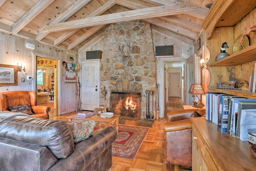 Hot Tub & Lake Tahoe Views: Kings Beach Lodge