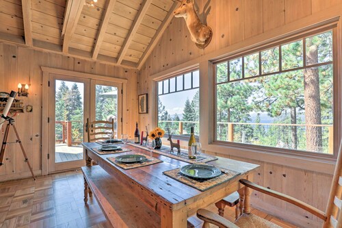 Hot Tub & Lake Tahoe Views: Kings Beach Lodge