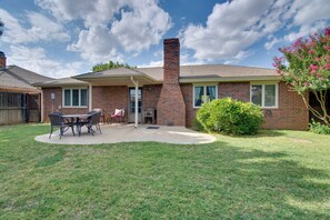 Interior - Lubbock Home w/ Deck & Yard - 8 Miles to Ttu! (Lubbock)
