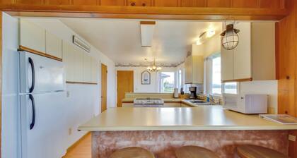 Rustic Coastal Smith River Cottage w/ Ocean Views!